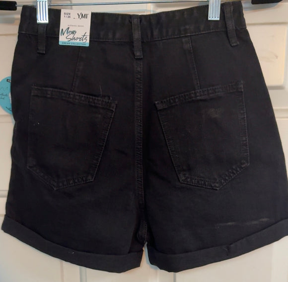 YMI HR Pleated Mom Short