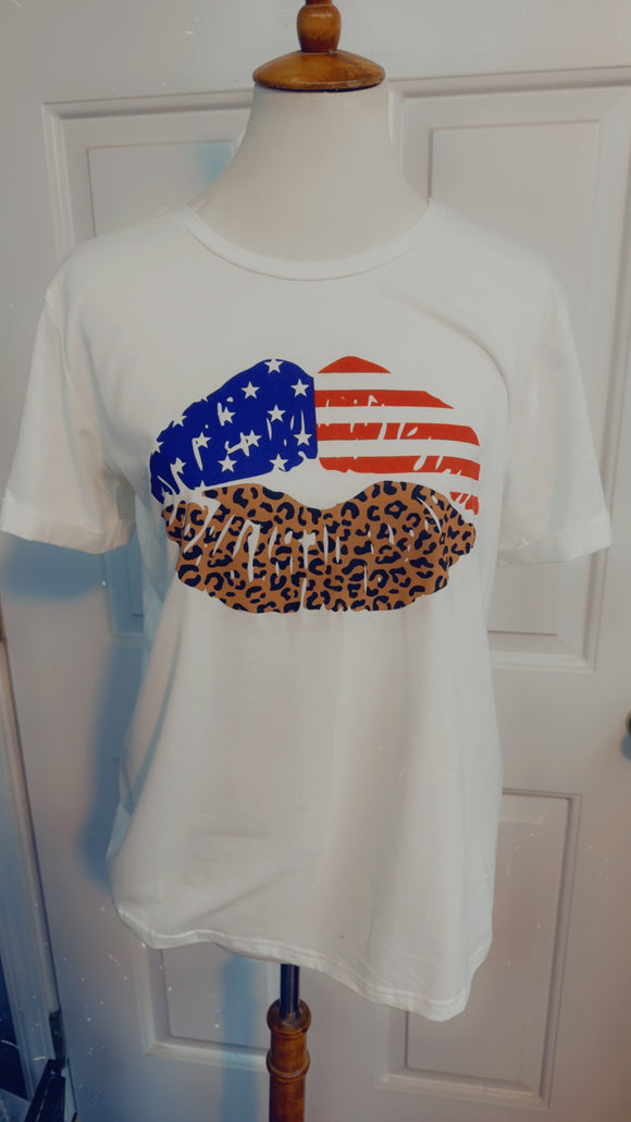 Patriotic Lips on Cuff Tee